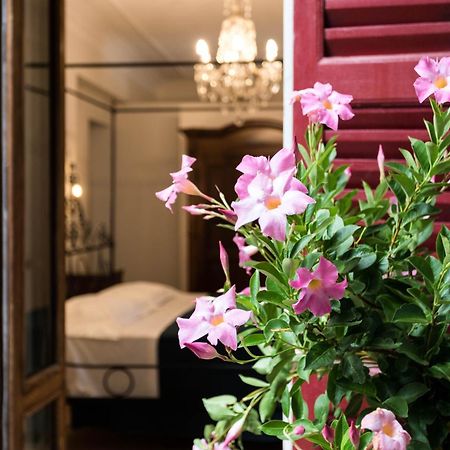 Albergo Ristorante Madonnina Cantello エクステリア 写真