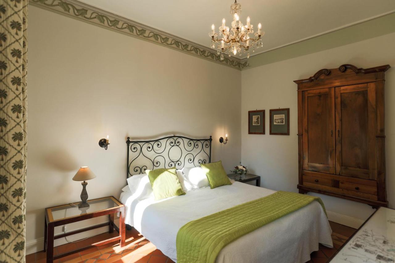 Albergo Ristorante Madonnina Cantello エクステリア 写真