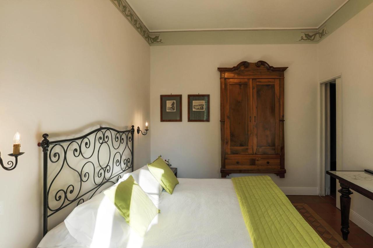 Albergo Ristorante Madonnina Cantello エクステリア 写真