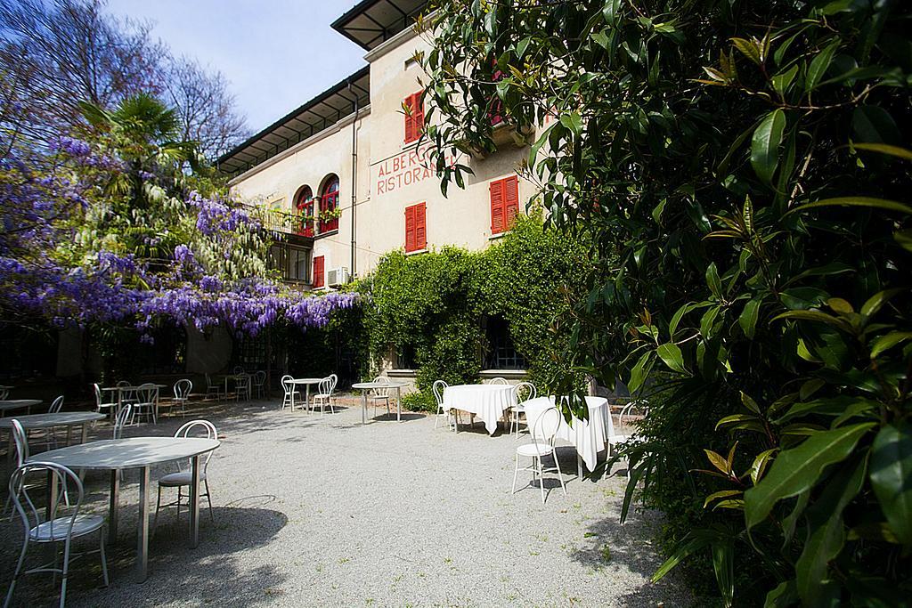 Albergo Ristorante Madonnina Cantello エクステリア 写真