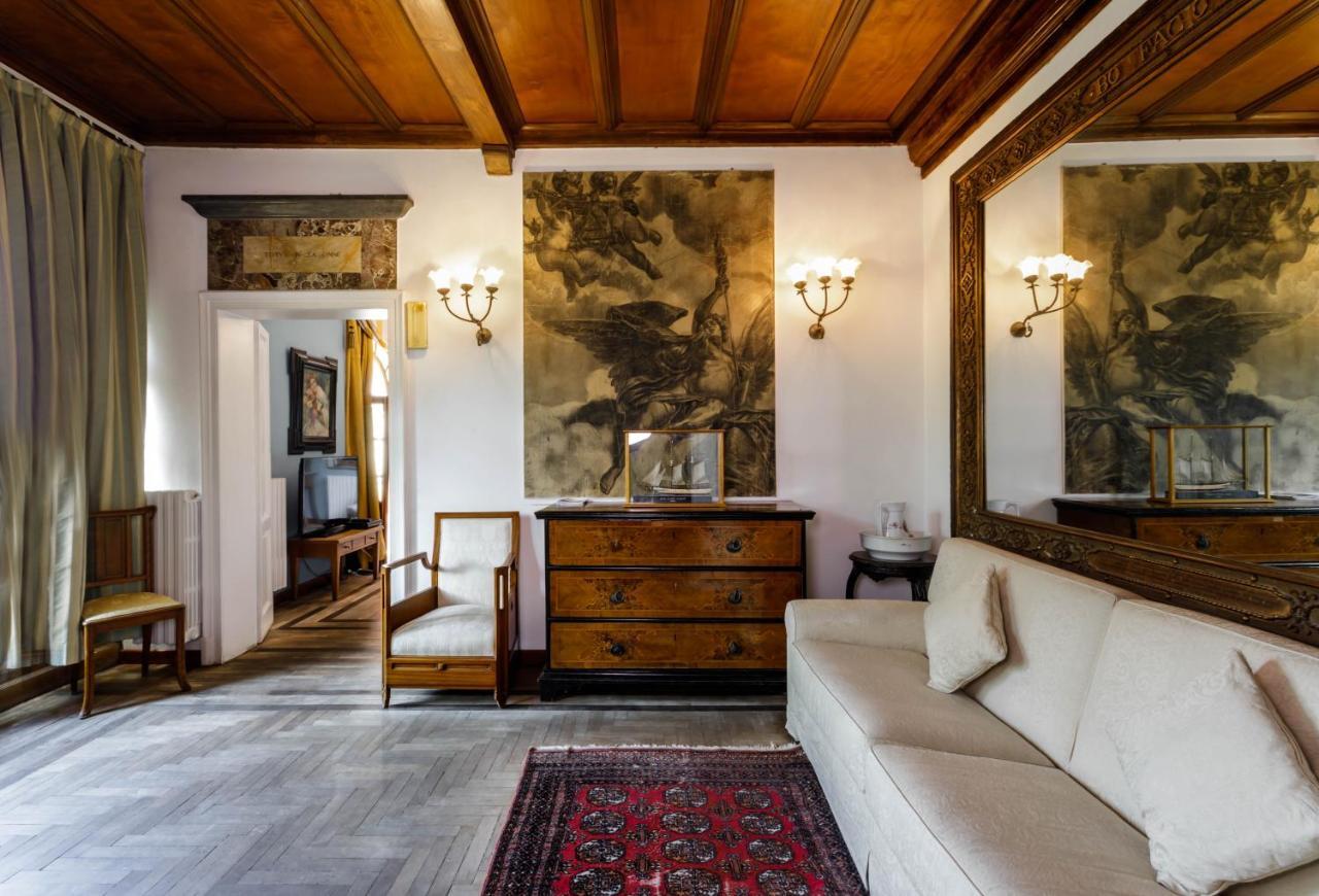 Albergo Ristorante Madonnina Cantello エクステリア 写真