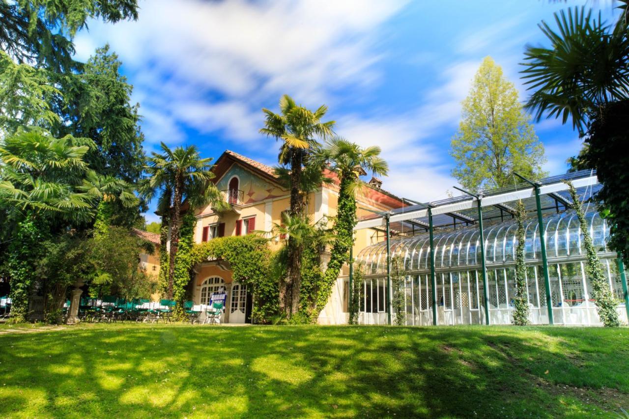 Albergo Ristorante Madonnina Cantello エクステリア 写真